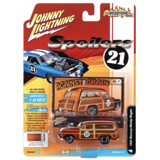 Johnny Lightning 1:64 Street Freaks - 1950 Mercury Woody Wagon Dark Amber Metallic