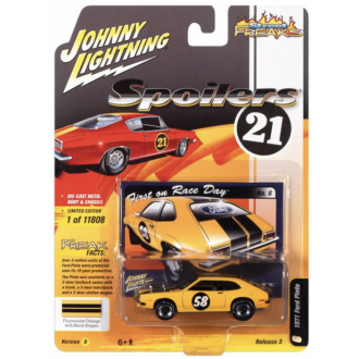 Johnny Lightning 1:64 Street Freaks - Ford Pinto Fluorescent Orange
