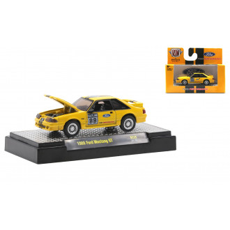 M2 Machines 1:64 - 1988 Ford Mustang GT Yellow