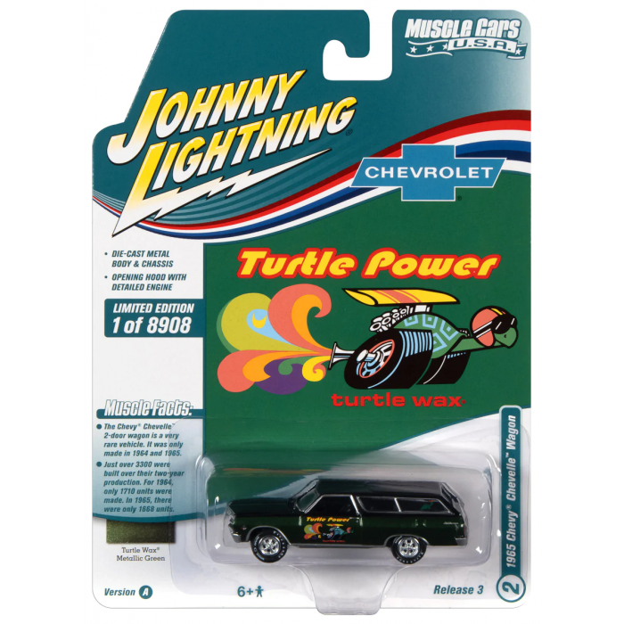 Johnny Lightning 1:64 Muscle Cars U.S.A - 1965 Turtle Wax Chevrolet Chevelle Wagon Green Metallic