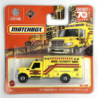 Matchbox 1:64 - International Workstar Ambulance