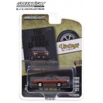 Greenlight 1:64 - Vintage Ad Cars  - 1982 Ford Mustang GT