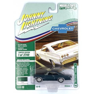 Johnny Lightning 1:64 Muscle Cars U.S.A. - 1965 Chevrolet Impala SS Tahitian Turquoise Poly